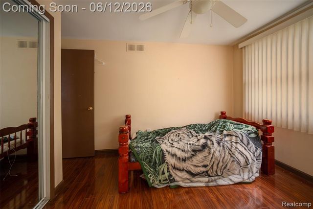 5061 Temple Drive, Sterling Heights, MI 48310
