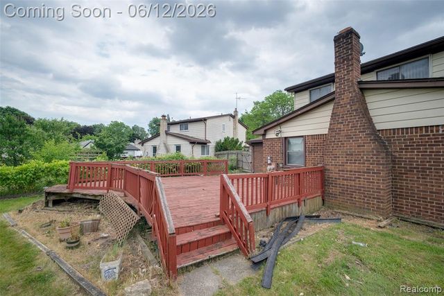 5061 Temple Drive, Sterling Heights, MI 48310