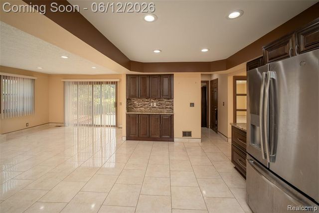 5061 Temple Drive, Sterling Heights, MI 48310