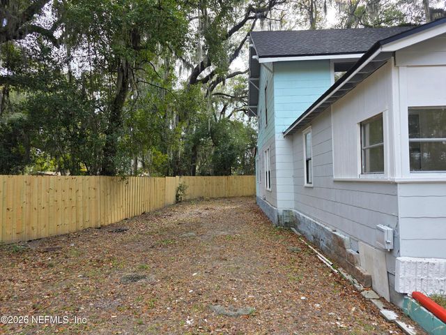 454 LINWOOD Avenue, Jacksonville, FL 32206