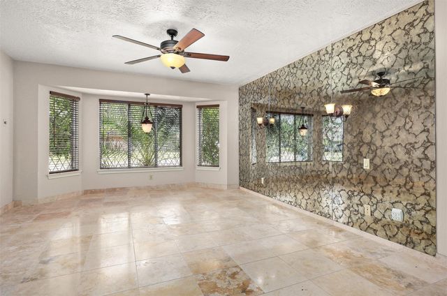 2518 Taylor Lane, Deer Park, TX 77536