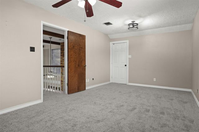 2518 Taylor Lane, Deer Park, TX 77536
