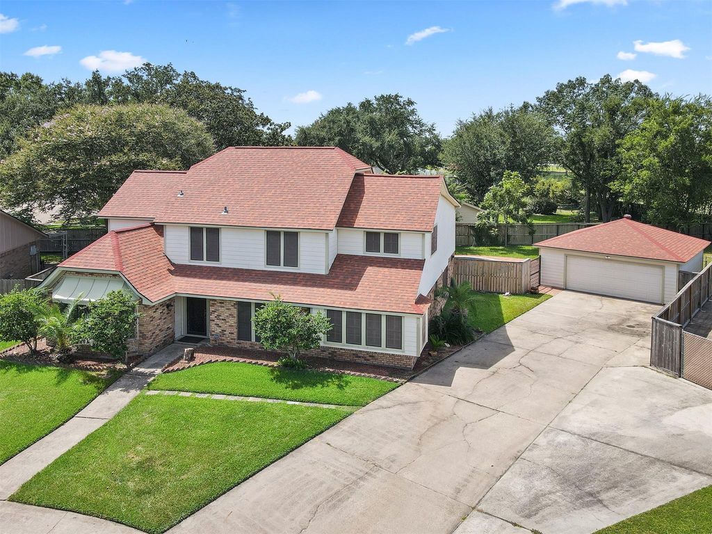 2518 Taylor Lane, Deer Park, TX 77536