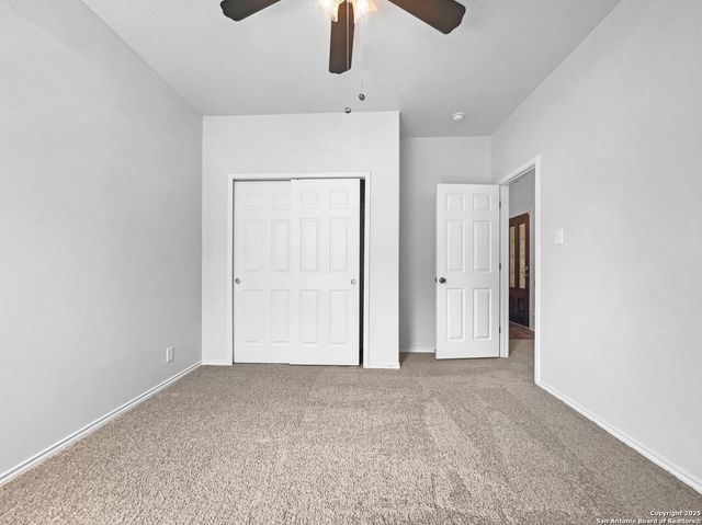 541 Triple Crown, Schertz, TX 78108