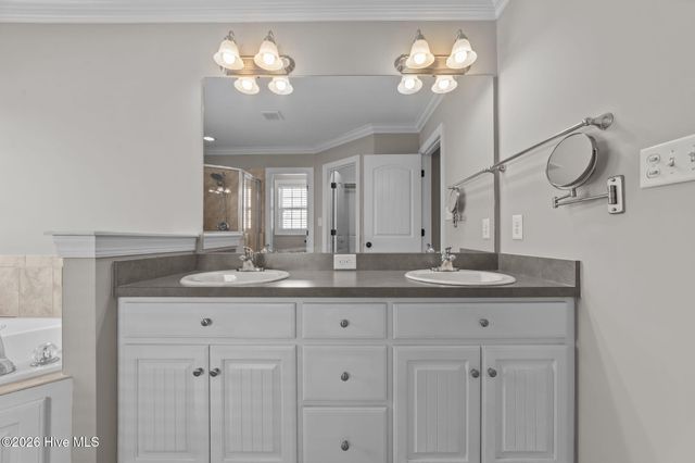 3128 Chesswood Lane, Winterville, NC 28590