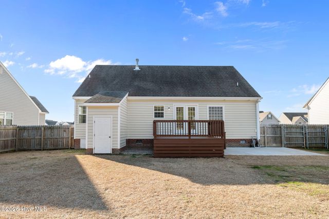 3128 Chesswood Lane, Winterville, NC 28590