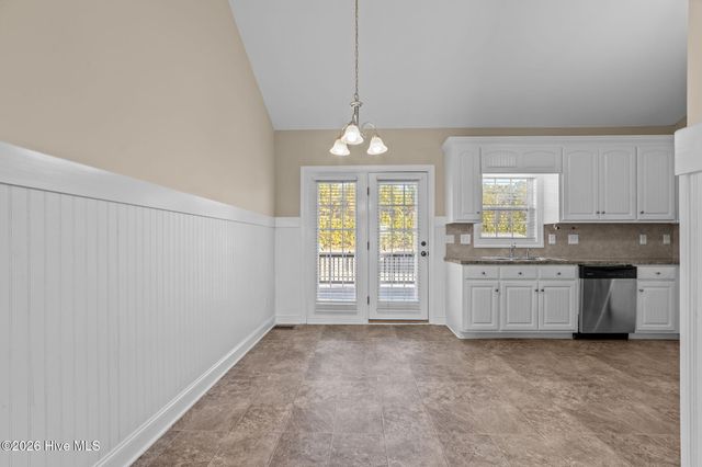 3128 Chesswood Lane, Winterville, NC 28590