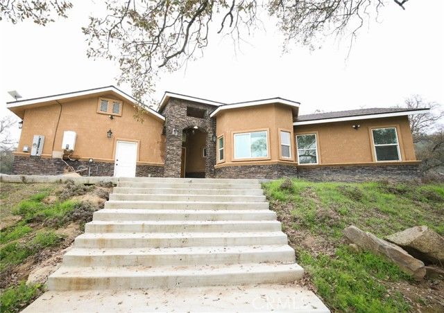 43243 Long Hollow Drive, Coarsegold, CA 93614