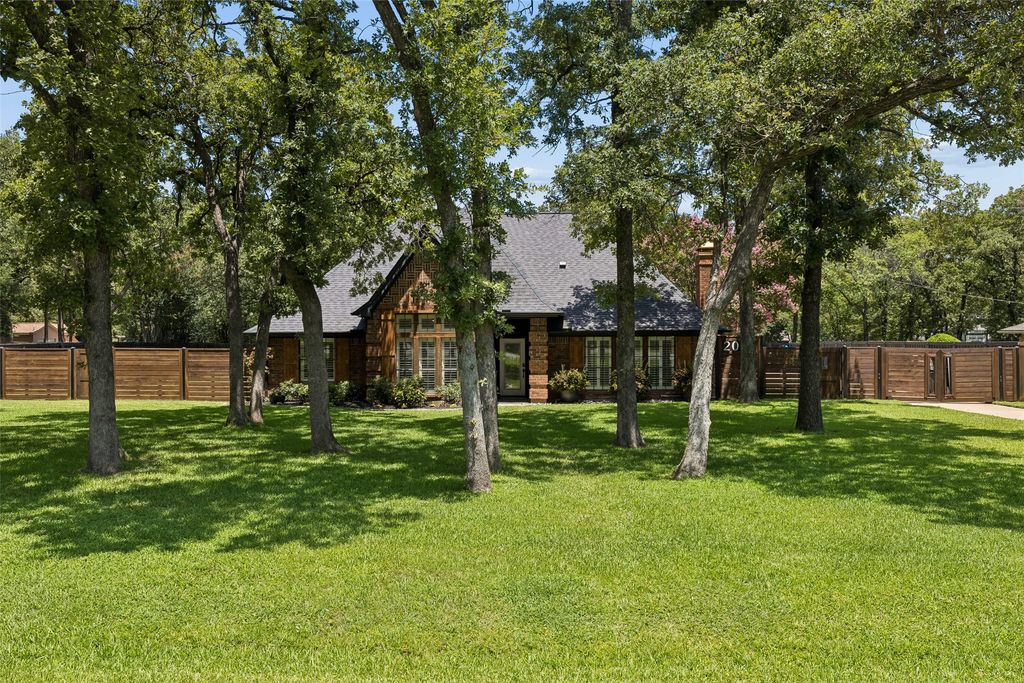 2005 Greenwood Lane, Keller, TX 76262