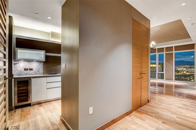 3750 Las Vegas Boulevard 2711, Las Vegas, NV 89158