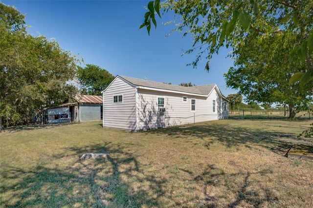 7165 County Road 1232, Godley, TX 76044