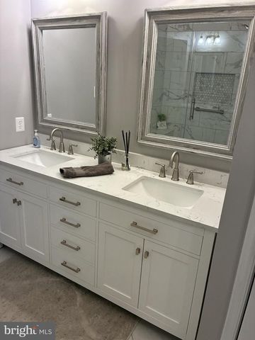 186 LATTICE LN, Collegeville, PA 19426