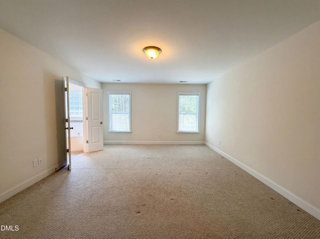 4097 Weavers Pond Drive, Zebulon, NC 27597