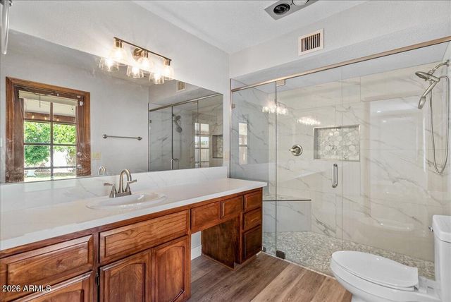 6410 E June Street, Mesa, AZ 85205