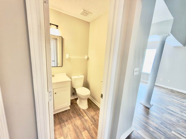 1425 CARLTON RIDGE DR, Cordova, TN 38016