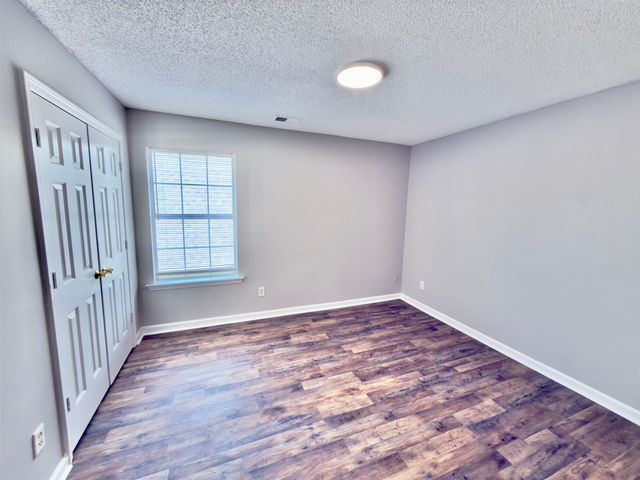 1425 CARLTON RIDGE DR, Cordova, TN 38016