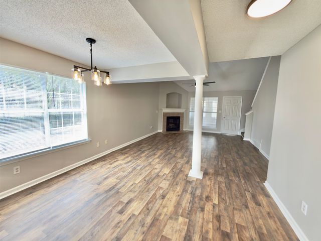 1425 CARLTON RIDGE DR, Cordova, TN 38016