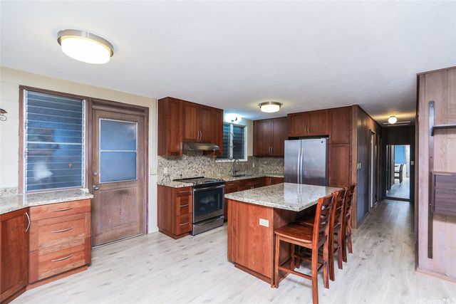 47-481 Ahulimanu Place, Kaneohe, HI 96744