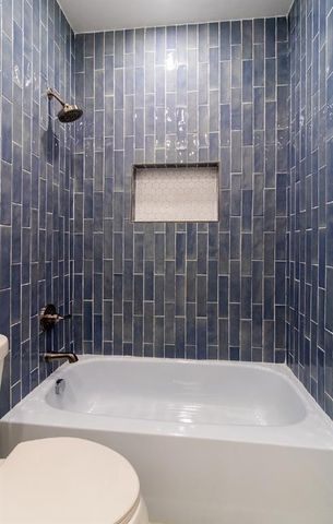 8800 N Shartel Avenue A & B, Oklahoma City, OK 73114