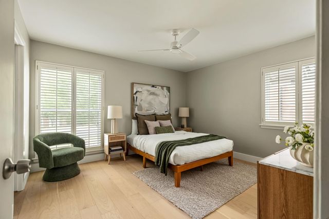 2708 Carnarvon LN, Austin, TX 78704