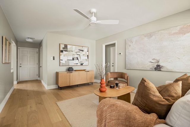 2708 Carnarvon LN, Austin, TX 78704