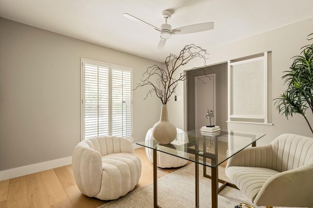 2708 Carnarvon LN, Austin, TX 78704