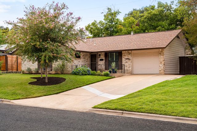 2708 Carnarvon LN, Austin, TX 78704