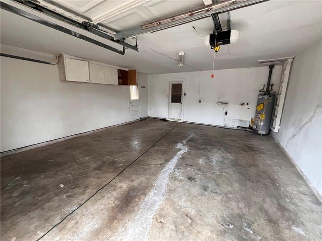 5551 Winding Creek Way, Houston, TX 77017