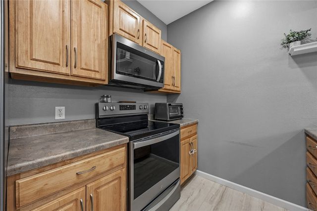 1960 Rockford SW 45, Cedar Rapids, IA 52404