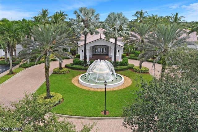 9404 Springview LOOP, Estero, FL 33928