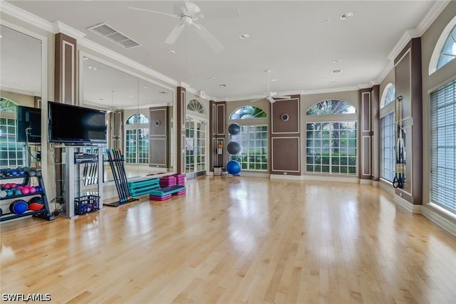 9404 Springview LOOP, Estero, FL 33928