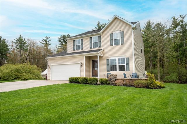 75 Hilltowne Drive, Orchard Park, NY 14127