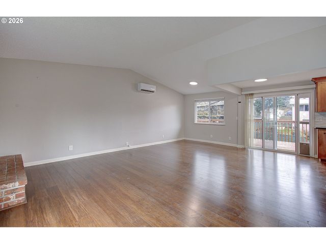 708 Ne 152ND Ave, Vancouver, WA 98660