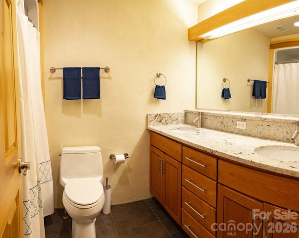 26 Robinson Creek Road, Asheville, NC 28803