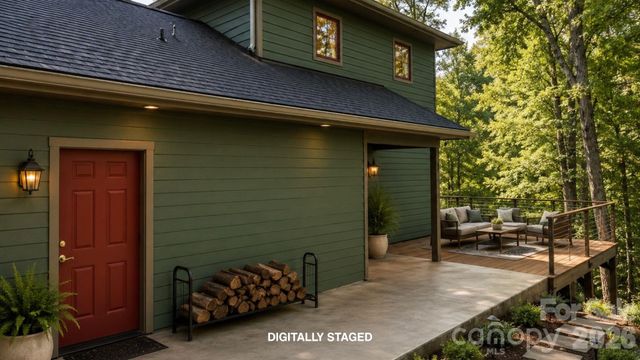 26 Robinson Creek Road, Asheville, NC 28803