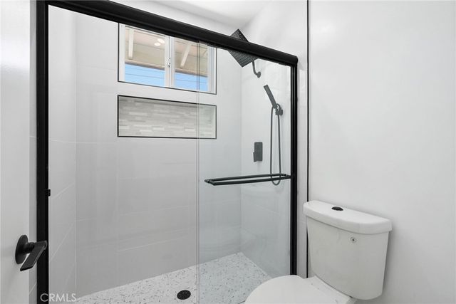23701 Califa, Los Angeles, CA 91367