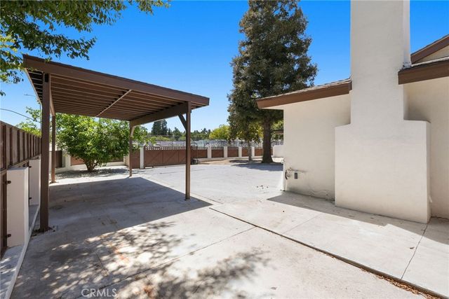 23701 Califa, Los Angeles, CA 91367