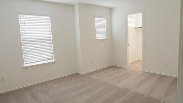 313 Redonda DR, Liberty Hill, TX 78642