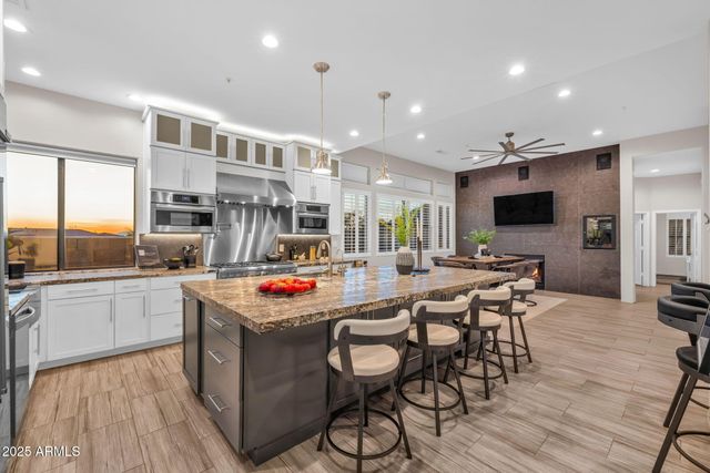 11421 E ASTER Drive, Scottsdale, AZ 85259