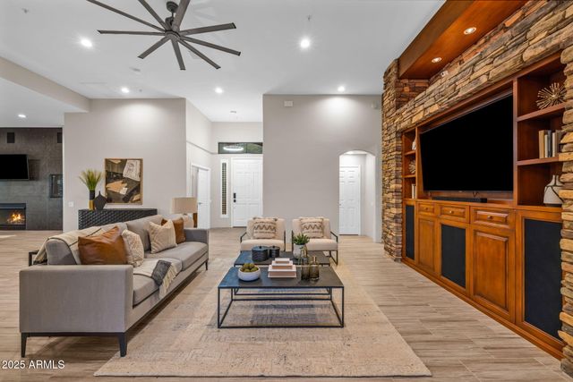 11421 E ASTER Drive, Scottsdale, AZ 85259