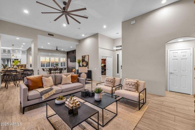 11421 E ASTER Drive, Scottsdale, AZ 85259