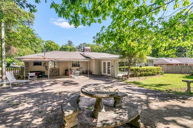 1104 Linden Drive, Dalton, GA 30720