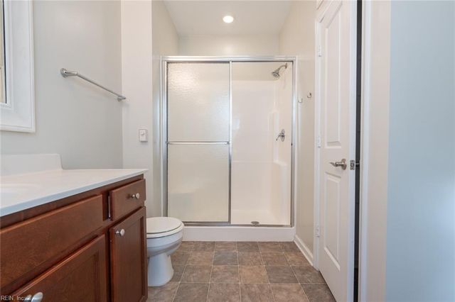 4332 Hillingdon Bnd Apt 104, Chesapeake, VA 23321