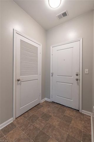4332 Hillingdon Bnd Apt 104, Chesapeake, VA 23321
