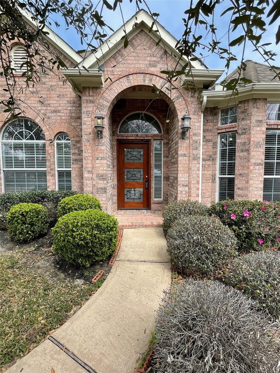 17606 Mossy Brook Court, Cypress, TX 77433