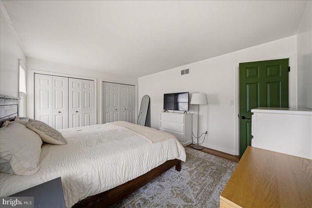168 5TH ST, Nazareth, PA 18064