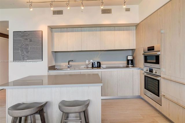 4010 S Ocean Dr R2106, Hollywood, FL 33019