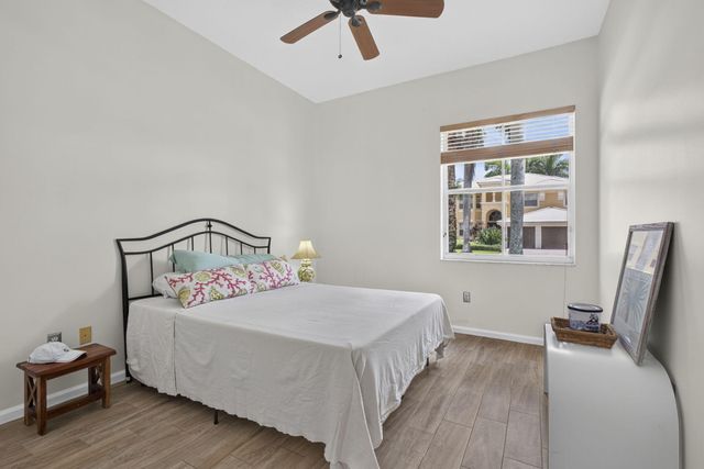 9489 Worswick Court, Wellington, FL 33414