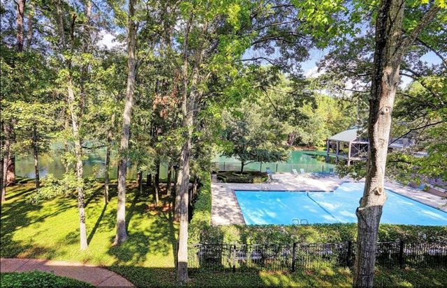153 Litchfield Lane, Houston, TX 77024