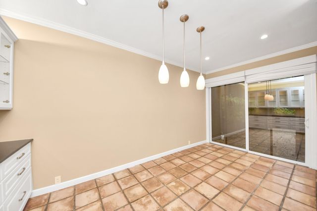 153 Litchfield Lane, Houston, TX 77024
